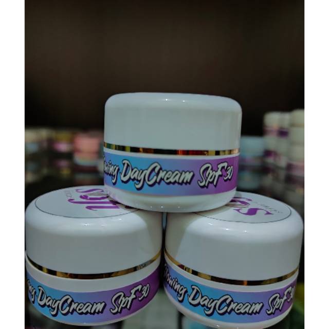 Glowing day cream