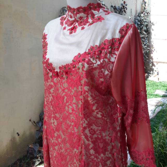 PRELOVED KEBAYA MEVVAH