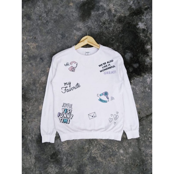 crewneck