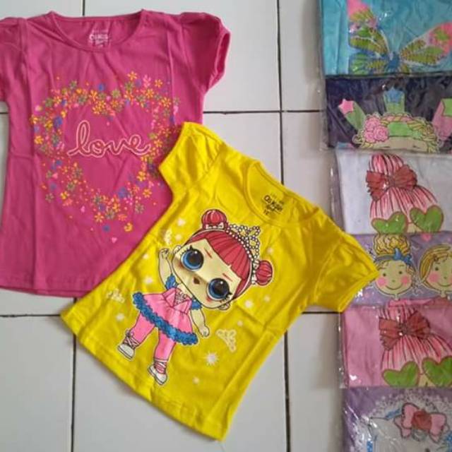 KAOS OSKOSH KERUT