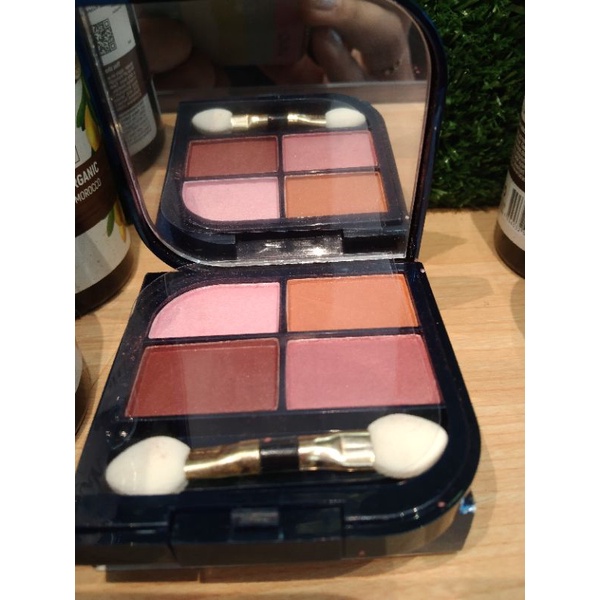 ey shadow Rivera no 05 pink