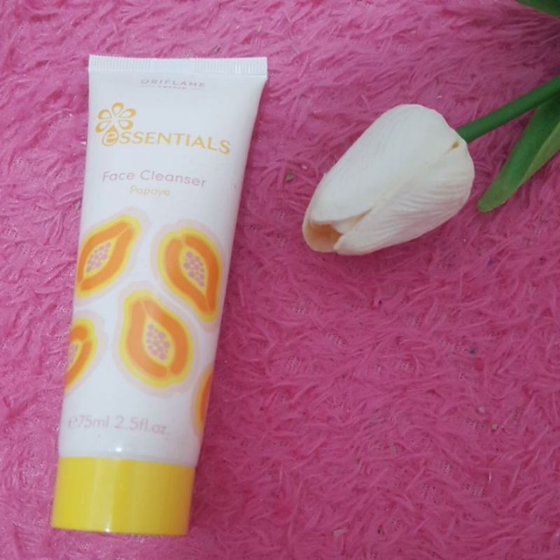 essentials face cleanser papaya
