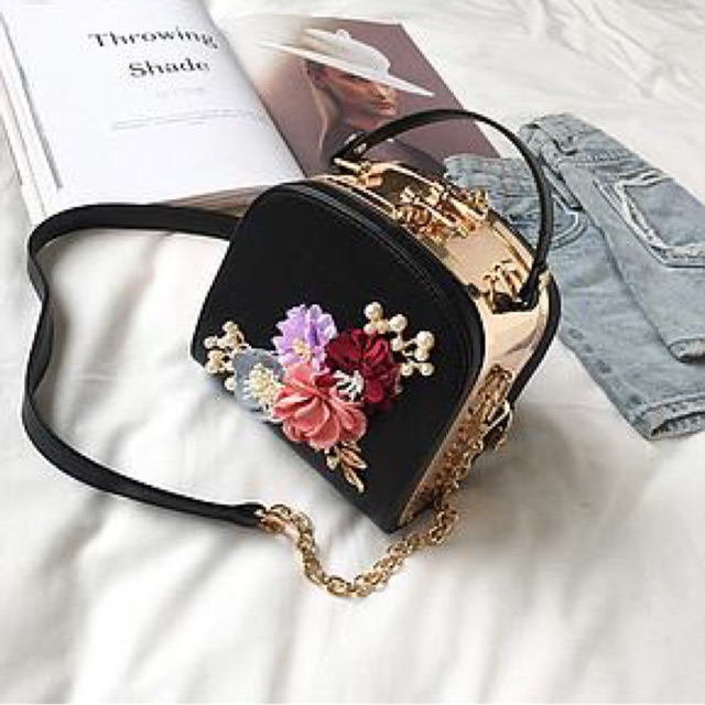 Tas top handle wanita