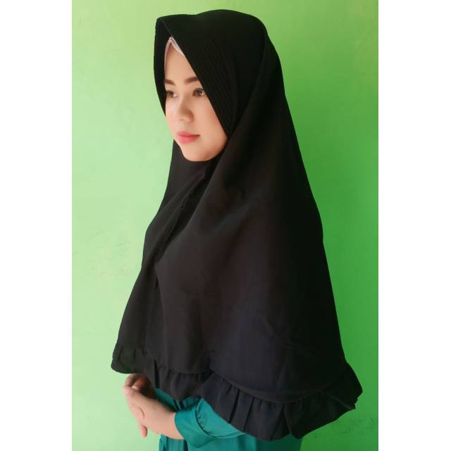 Jilbab polos hitam
