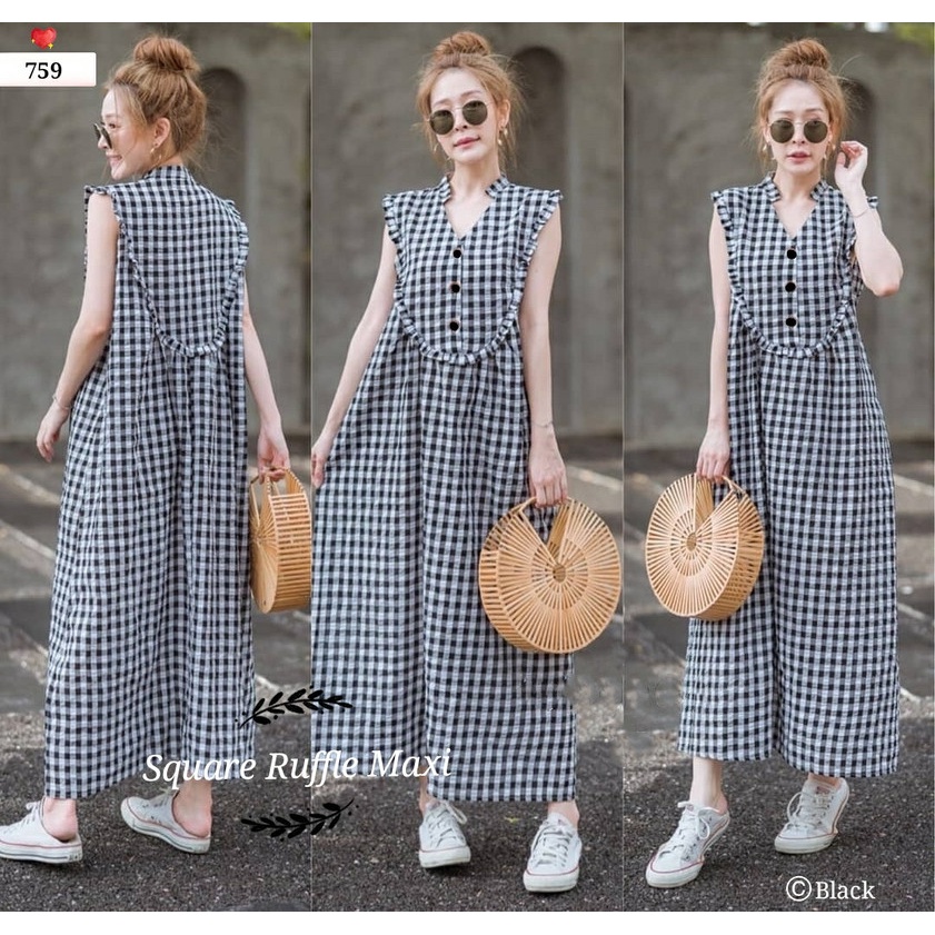 63- 759 Square ruffle maxi hitam