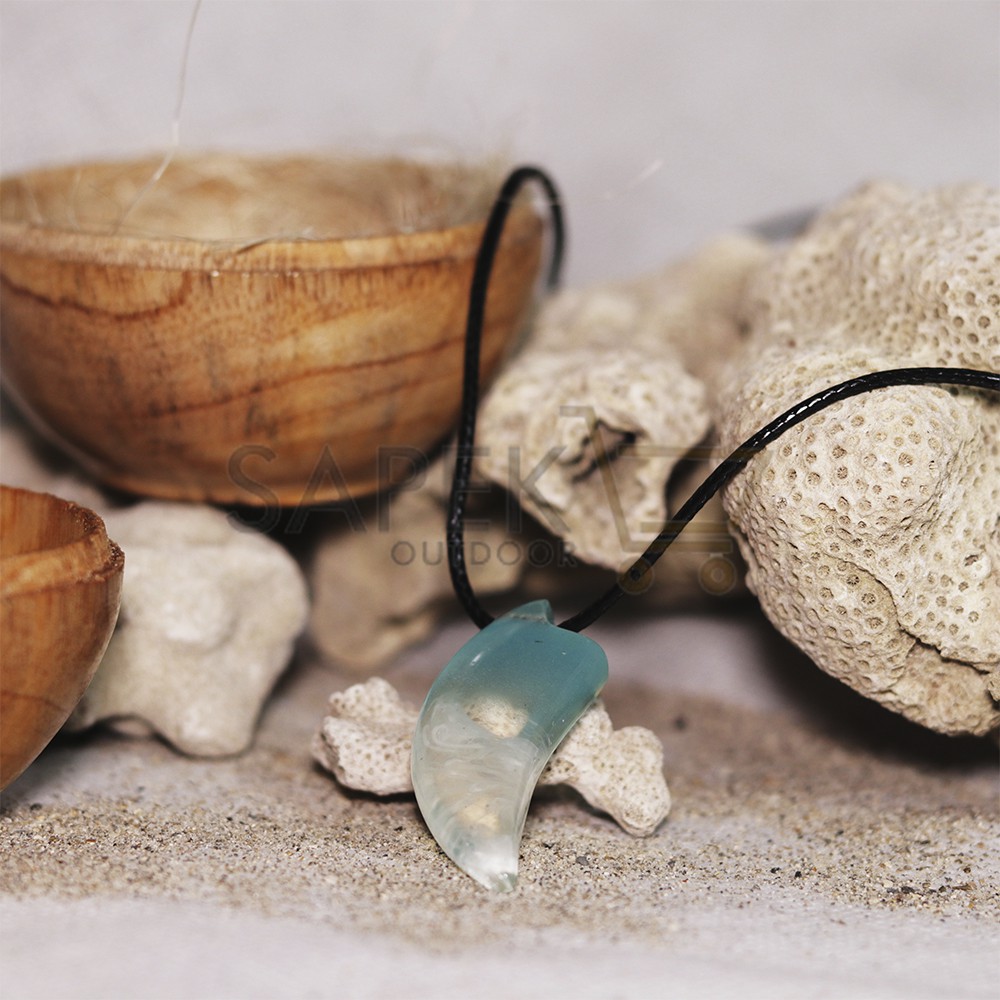 Kalung Resin