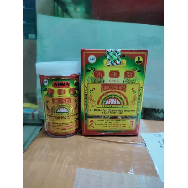 Arma merah langsing ayu