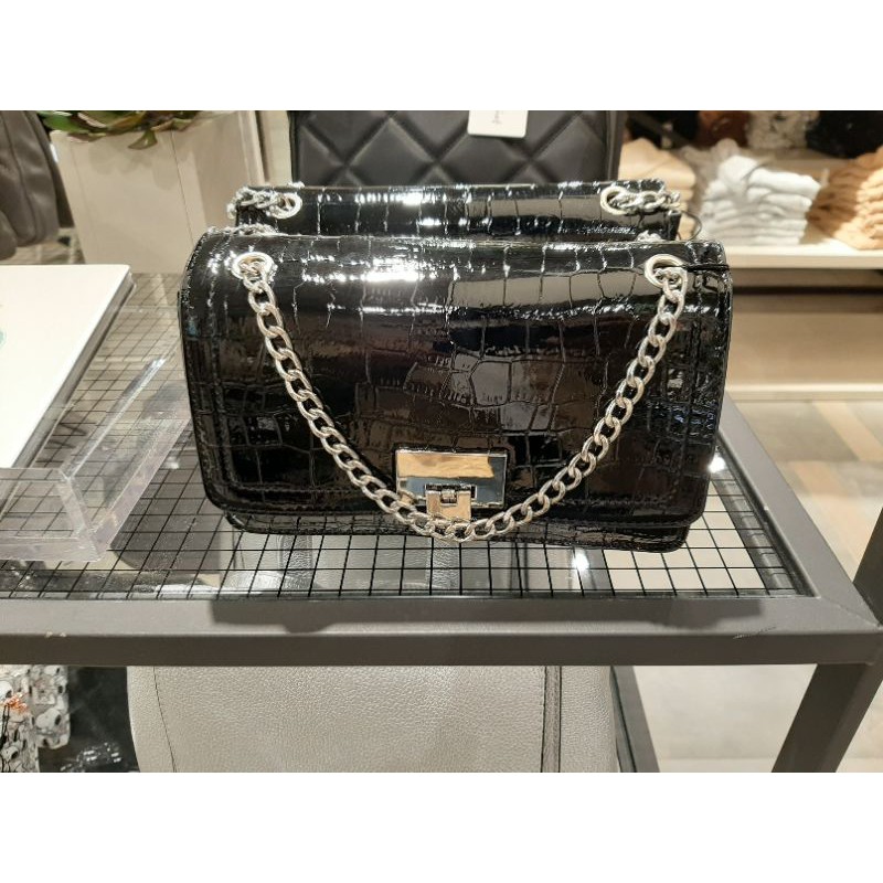 Sling bag
