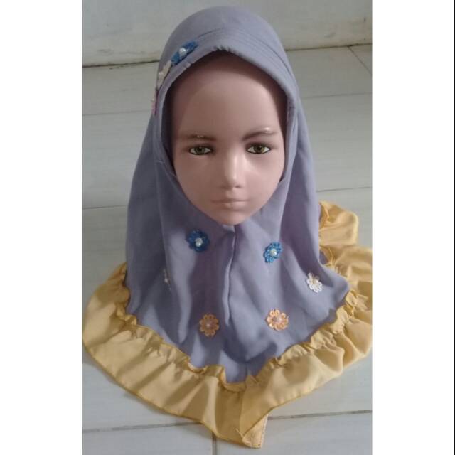 Aneka jilbab anak