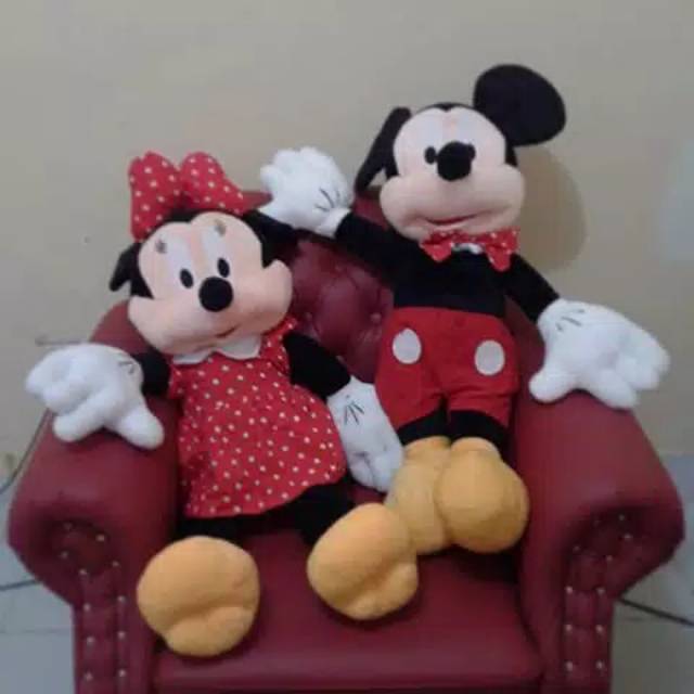 Sepasang Boneka mickey dan minnie mouse