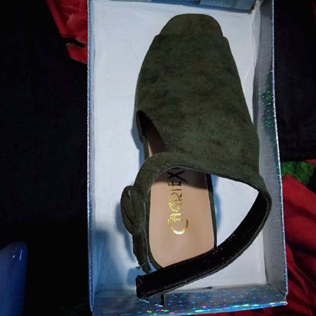 Wedges buludru