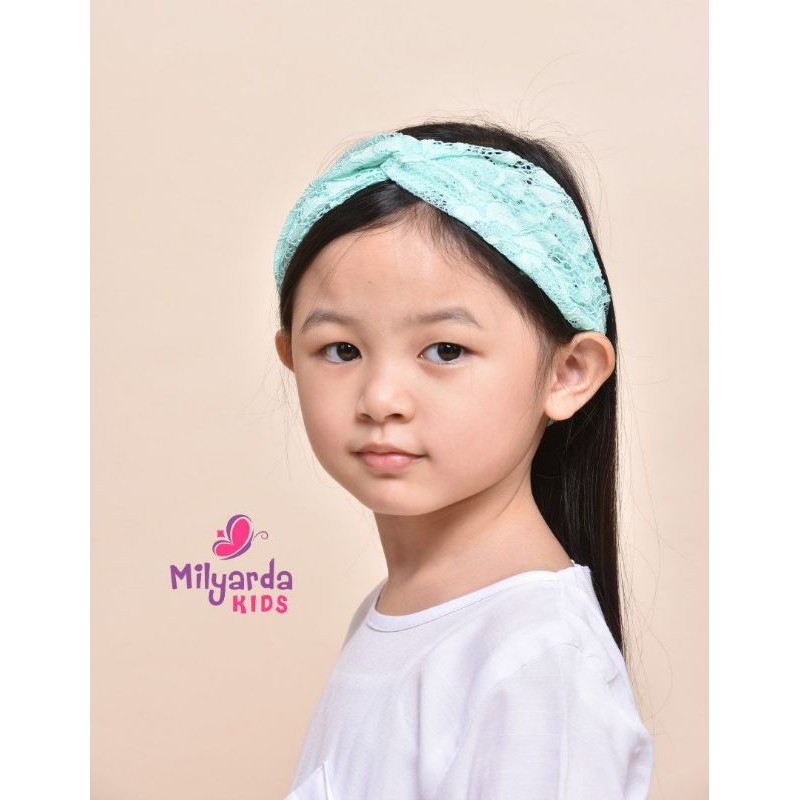 Bando simpul Brukat