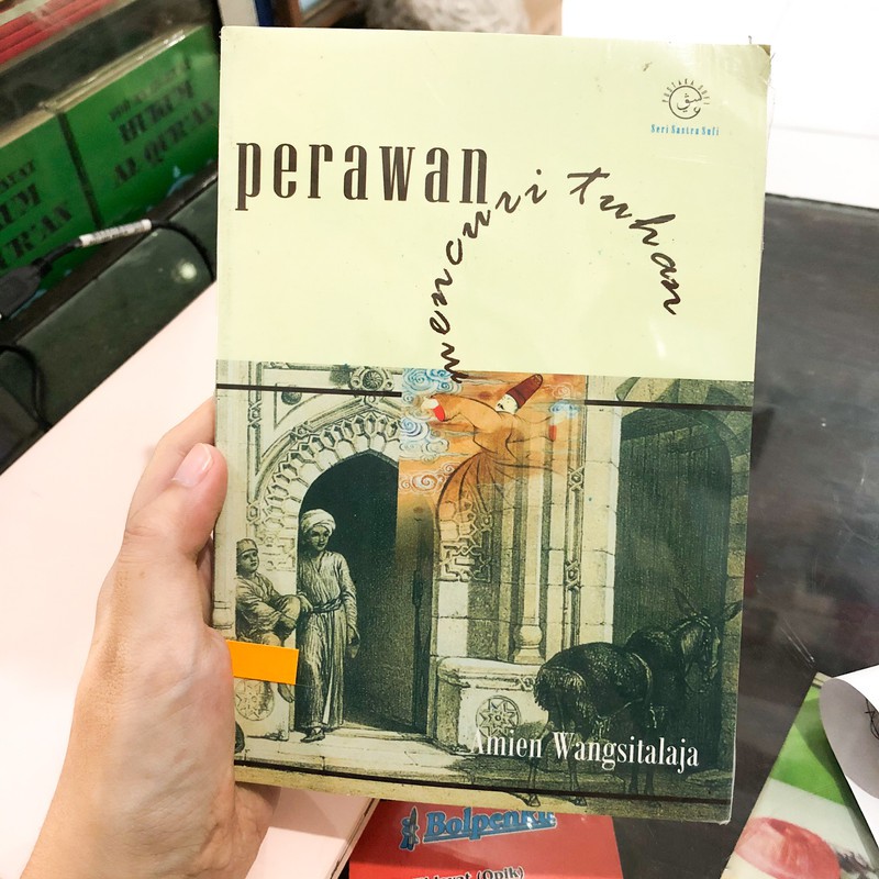 Buku Perawan Mencintai Tuhan (Amien Wangsitalaja)