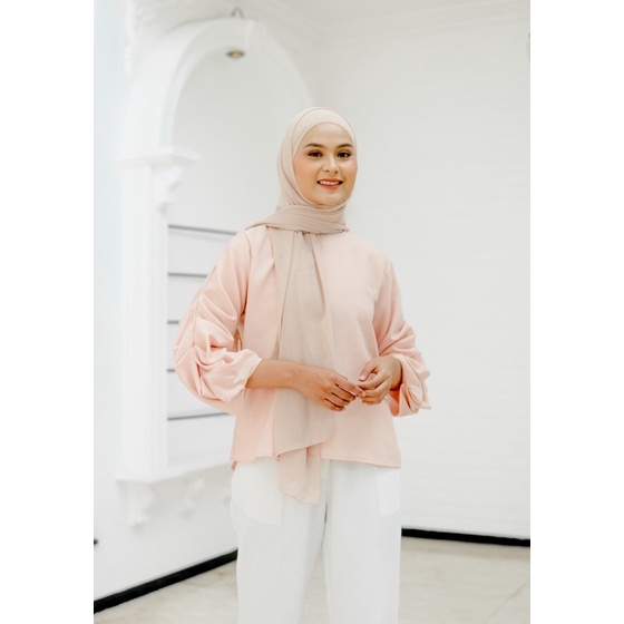 Kalulla.co | RUMI TOP