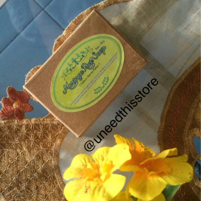 MORINGA RICE SOAP