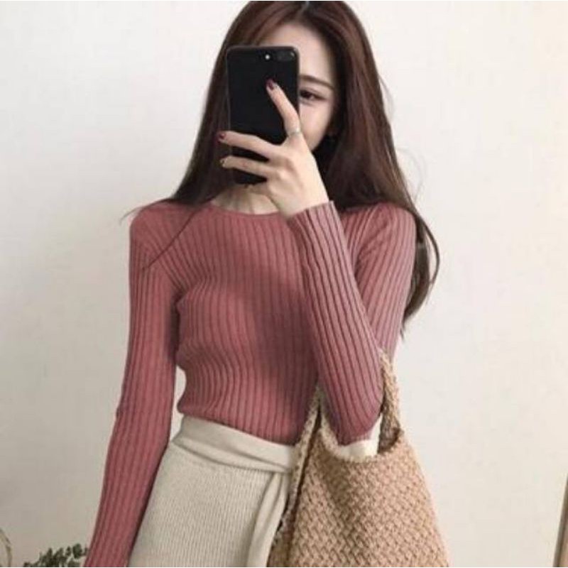 SWEATER RAJUT GARIS