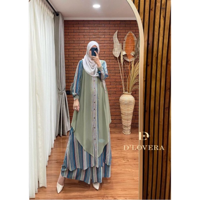 dhilovera Laura set