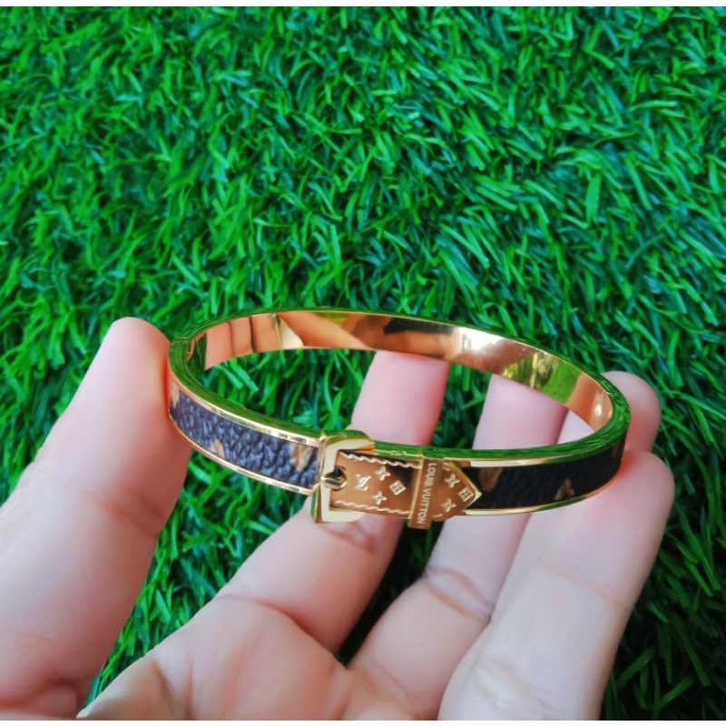 Gelang titanium gold
