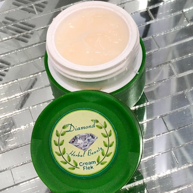 cream flek