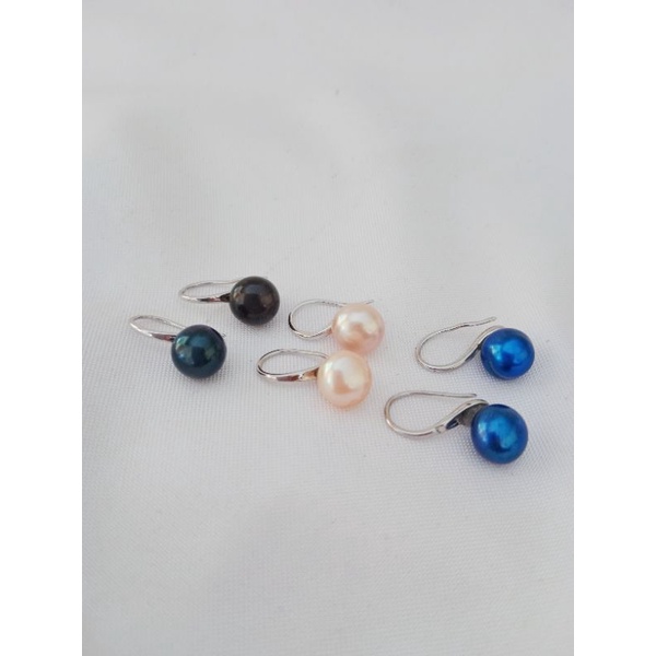 Anting mutiara asli