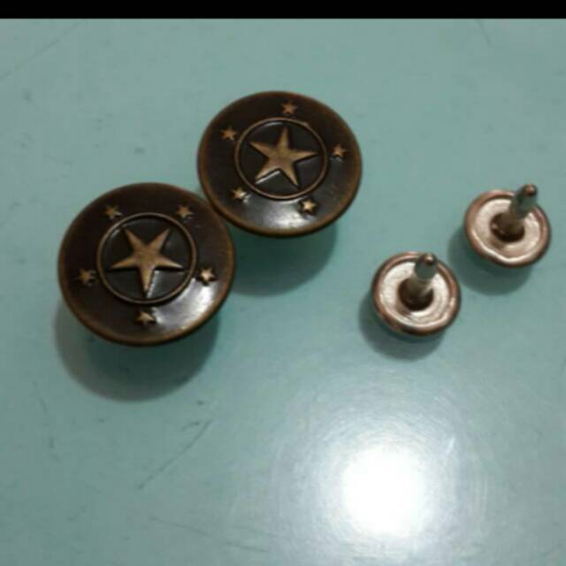 Kancing levis 20rb/lusin