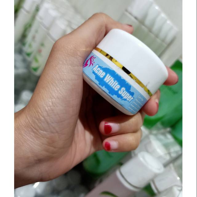 ACNE WHITE SUPER