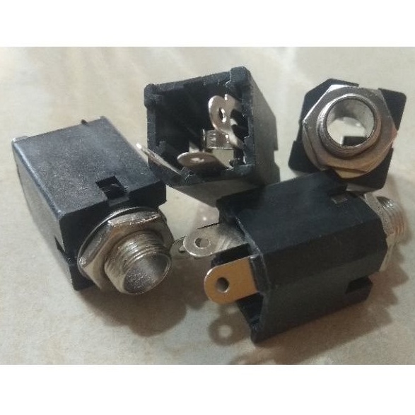 socket akay mono