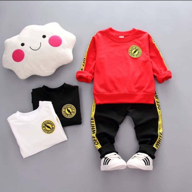 SETELAN SWEATER WHITE OFF