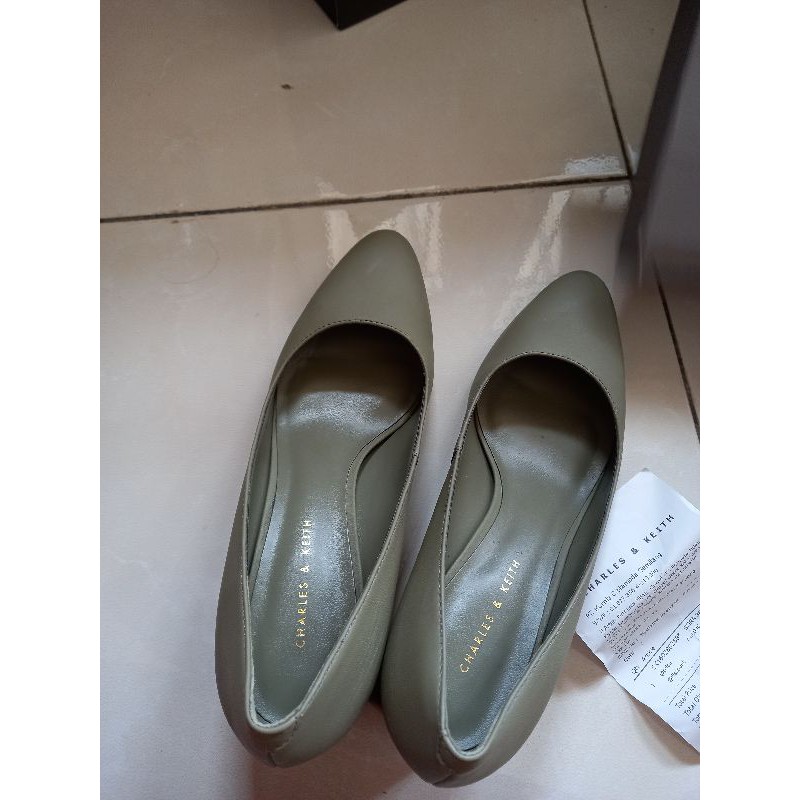 high heels charles and keith