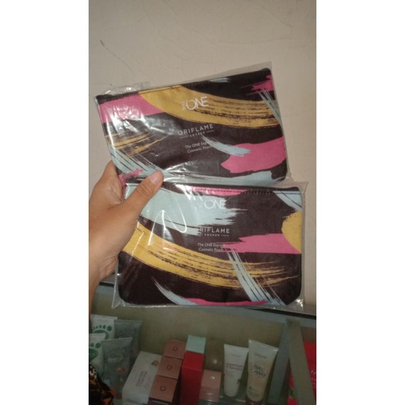 pouch paket kosmetik