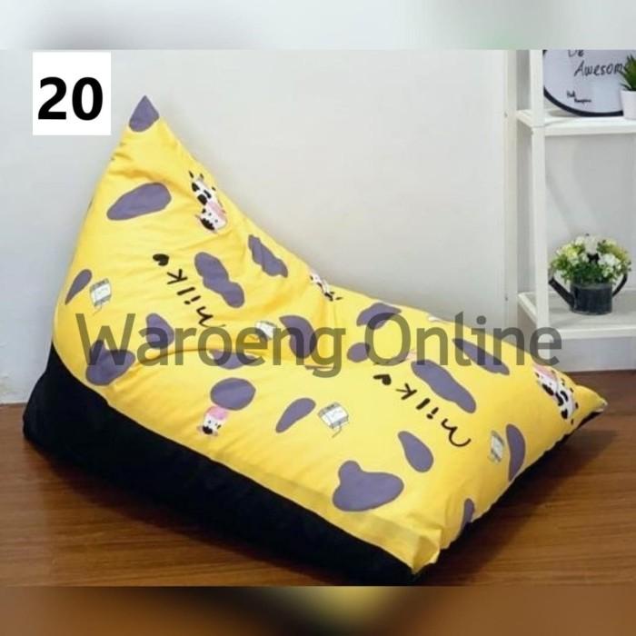 Bean Bag Triangle Motif Lucu