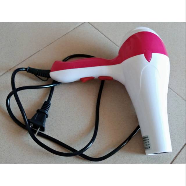 Hair dryer