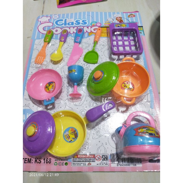 Mainan memasak satu set/class cooking