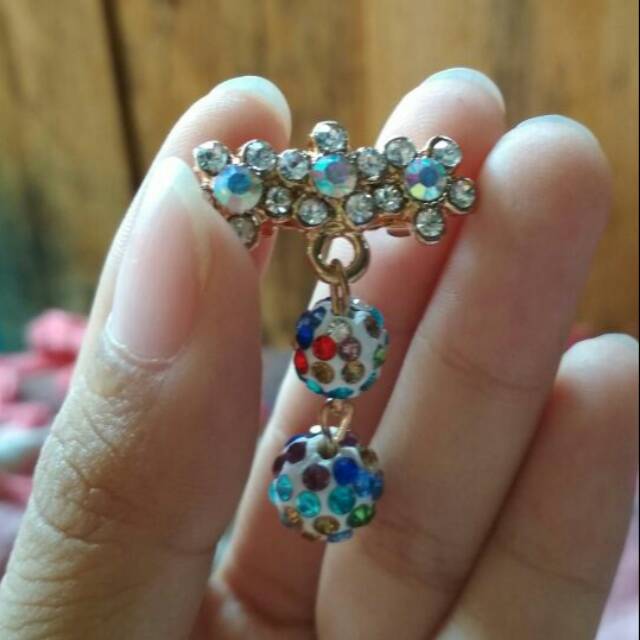 Bros dagu cantik