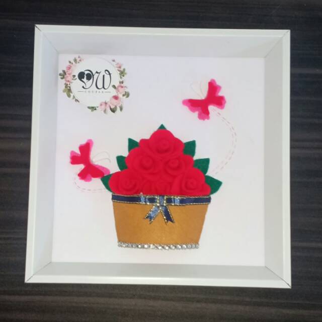 Mini flowers in frame / pot bunga di bingkai