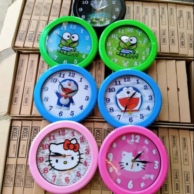 Jam dinding Karakter diameter 30