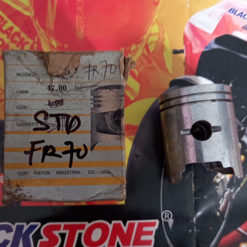 Piston only Suzuki FR70 STD Standard merk TP