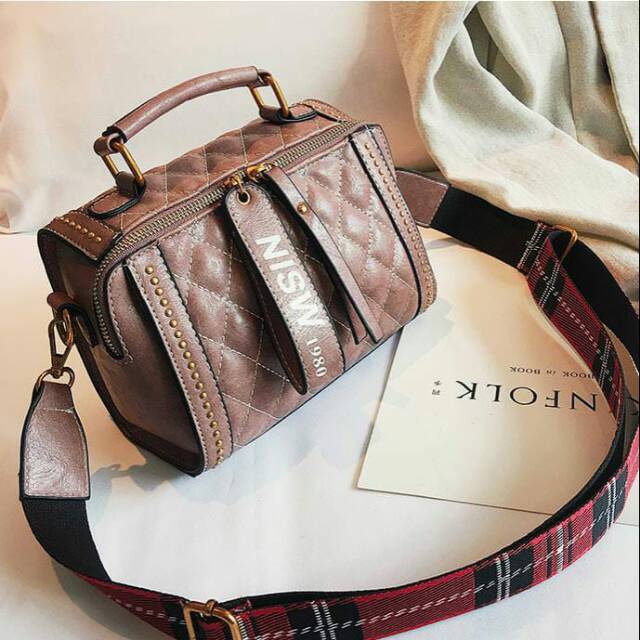 Tas import