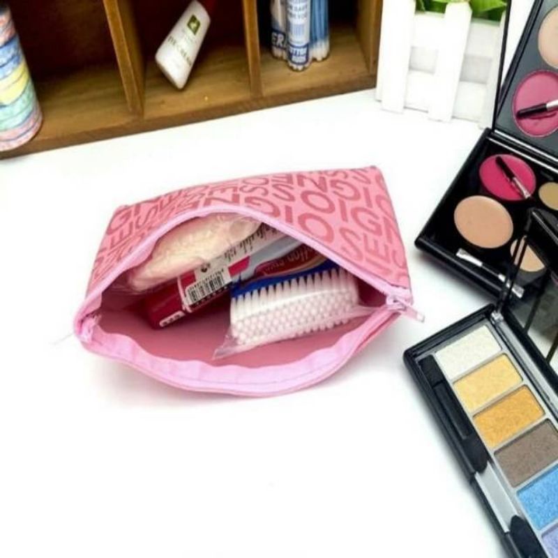 Dompet Kosmetik abjad