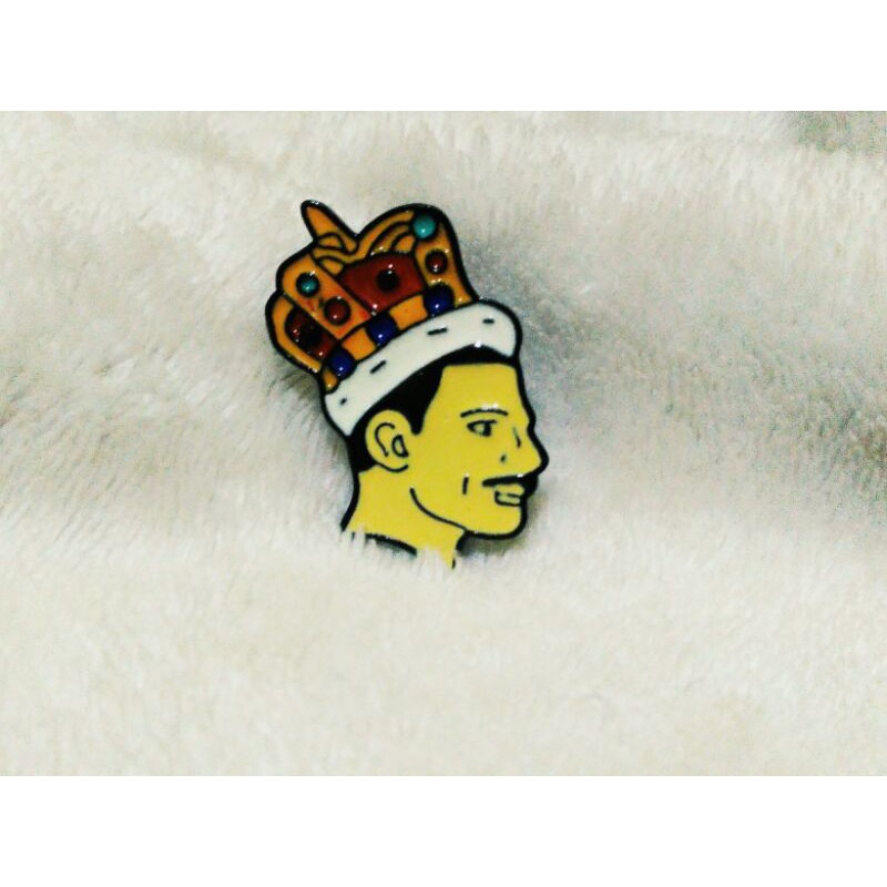 Freddie Mercury enamel pin