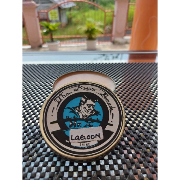 THE KEYZ POMADE