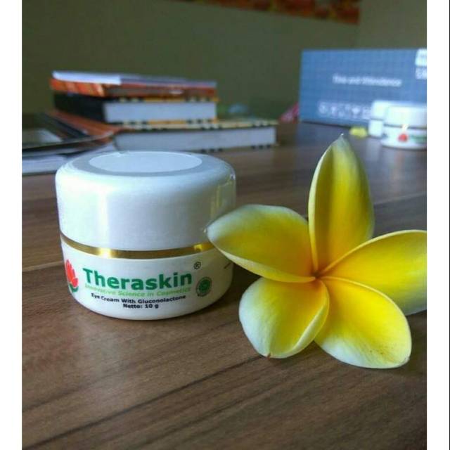 Eye cream with gluconolactone