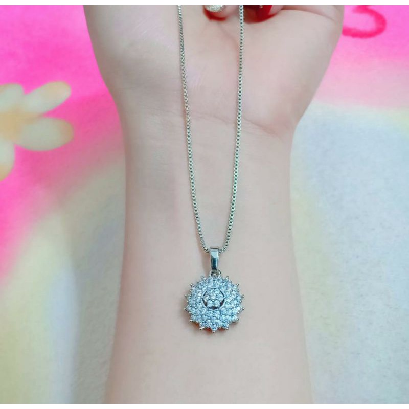 kalung dewasaa berlian