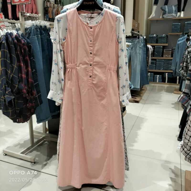 Overall Dust