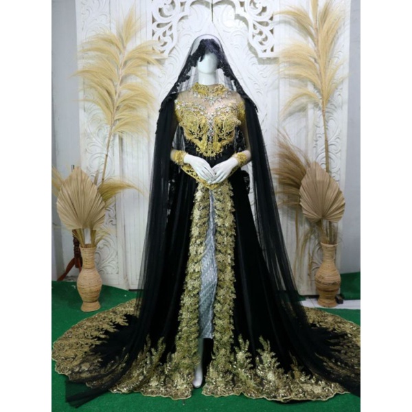 kebaya bludru