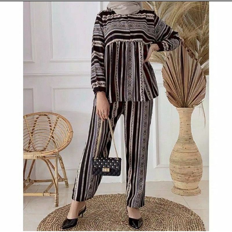 OMYRA ONE SET