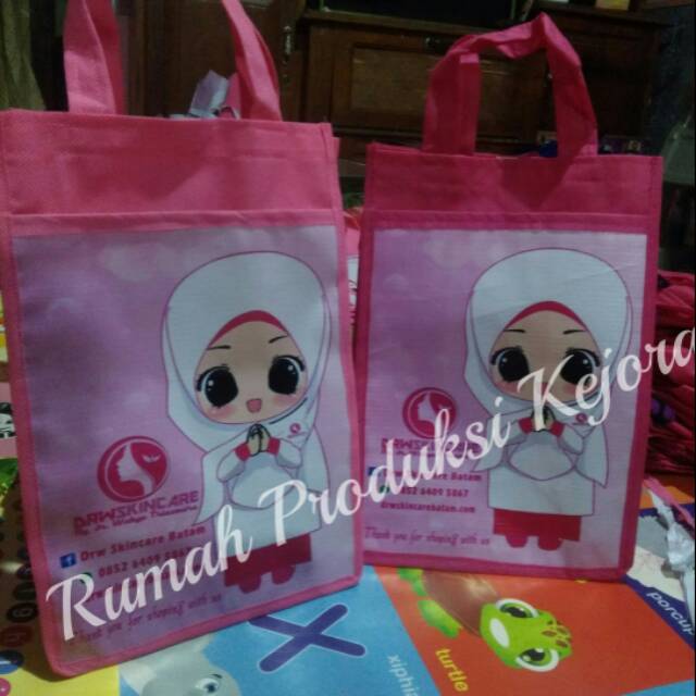 Tas kosmetik