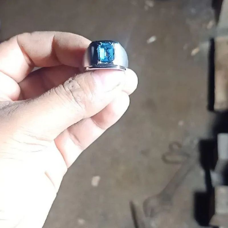 ring monel