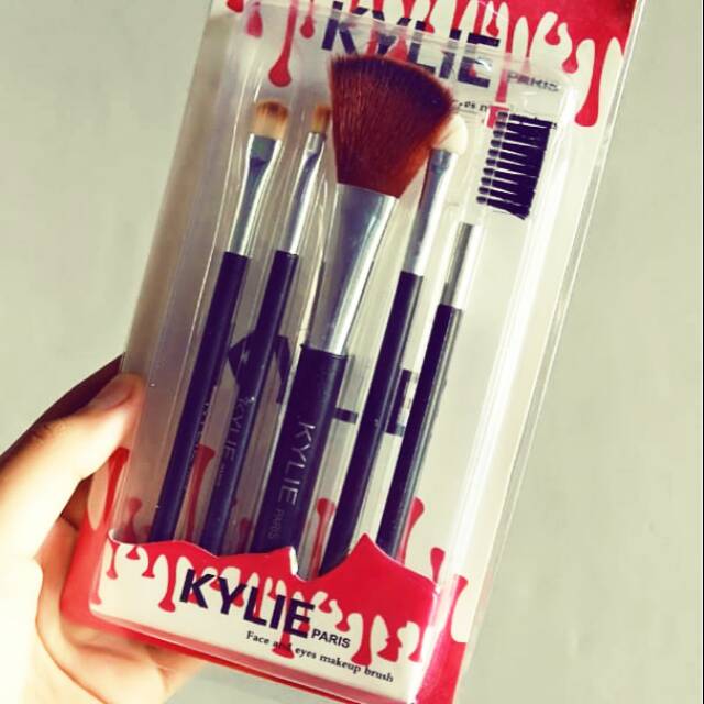 kuas paket