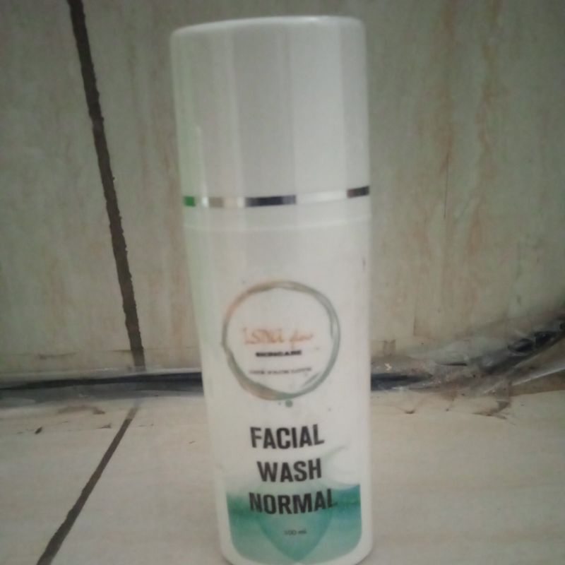 Facial wash Isna Glow